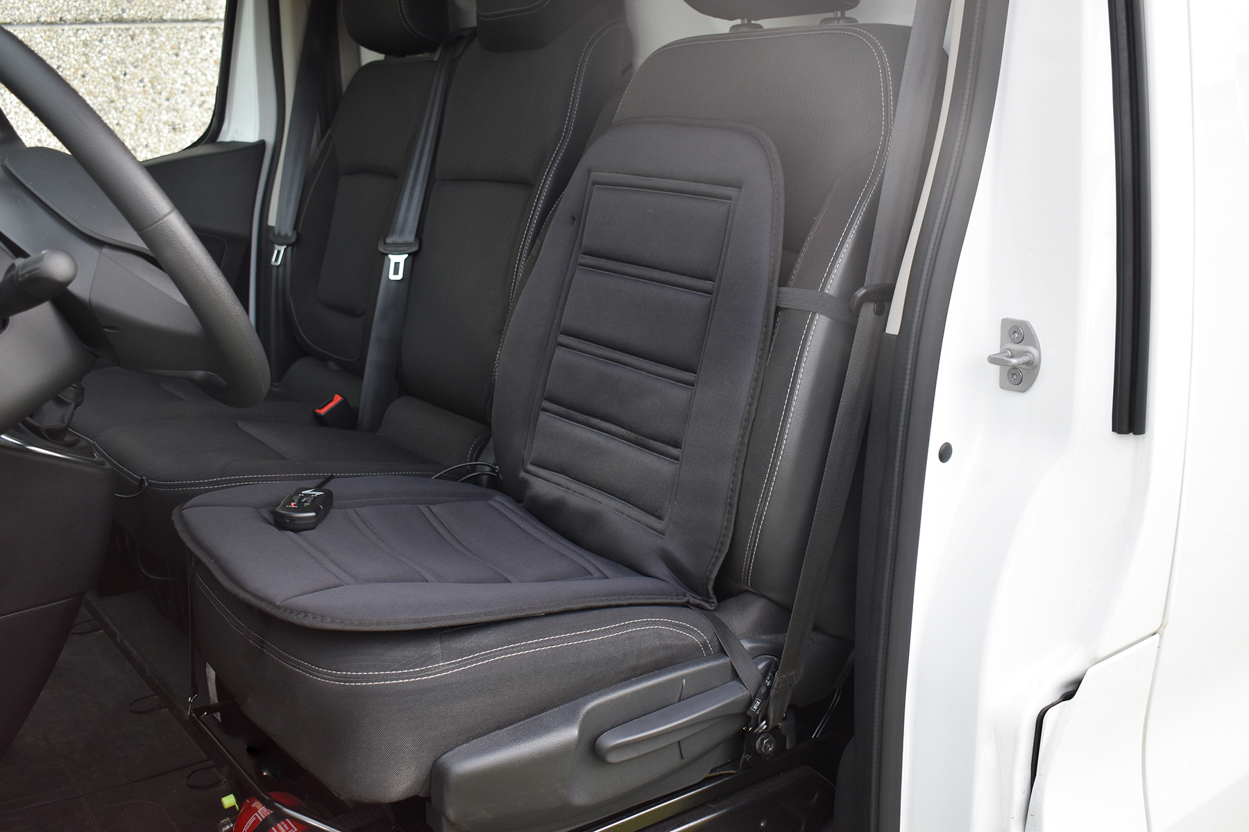 6189-2 Funda de asiento calefactable instalada en coche