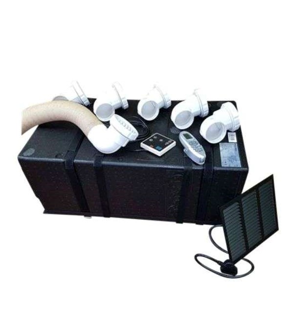 Aire-acondicionado-ir-air-25-3 Aire acondicionado caja rectangular negra con codos de instalación y otros accesorios sobre fondo blanco