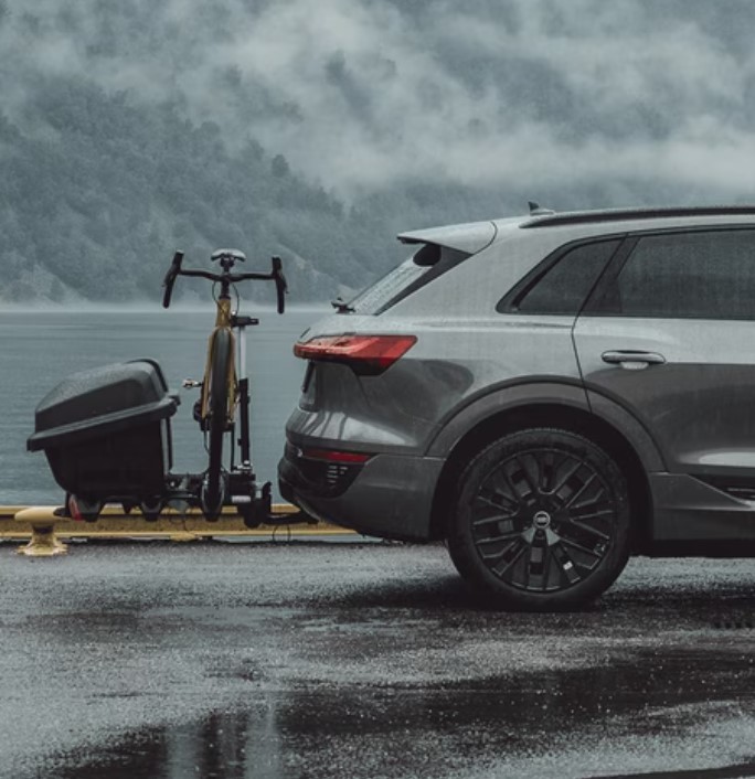 Thule-Santu-2 Thule Santu instalado en Thule Epos cargado con una bicis¡