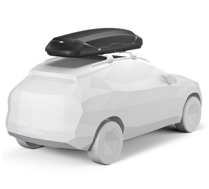cofre-techo-Thule-Pulse-XL-3 Vista trasera de cofre de techo Thule Pulse XL instalado en coche